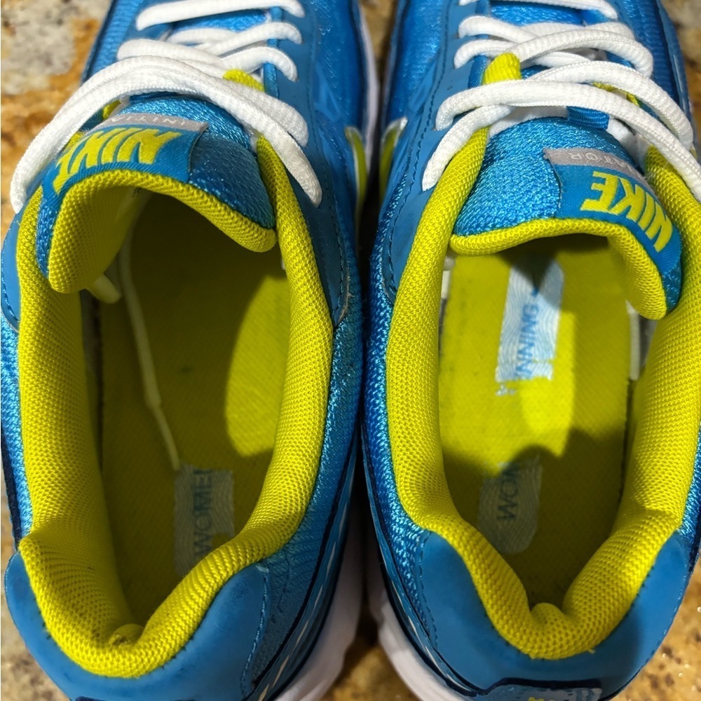Nike Initiator size 8 - Picture 5 of 9